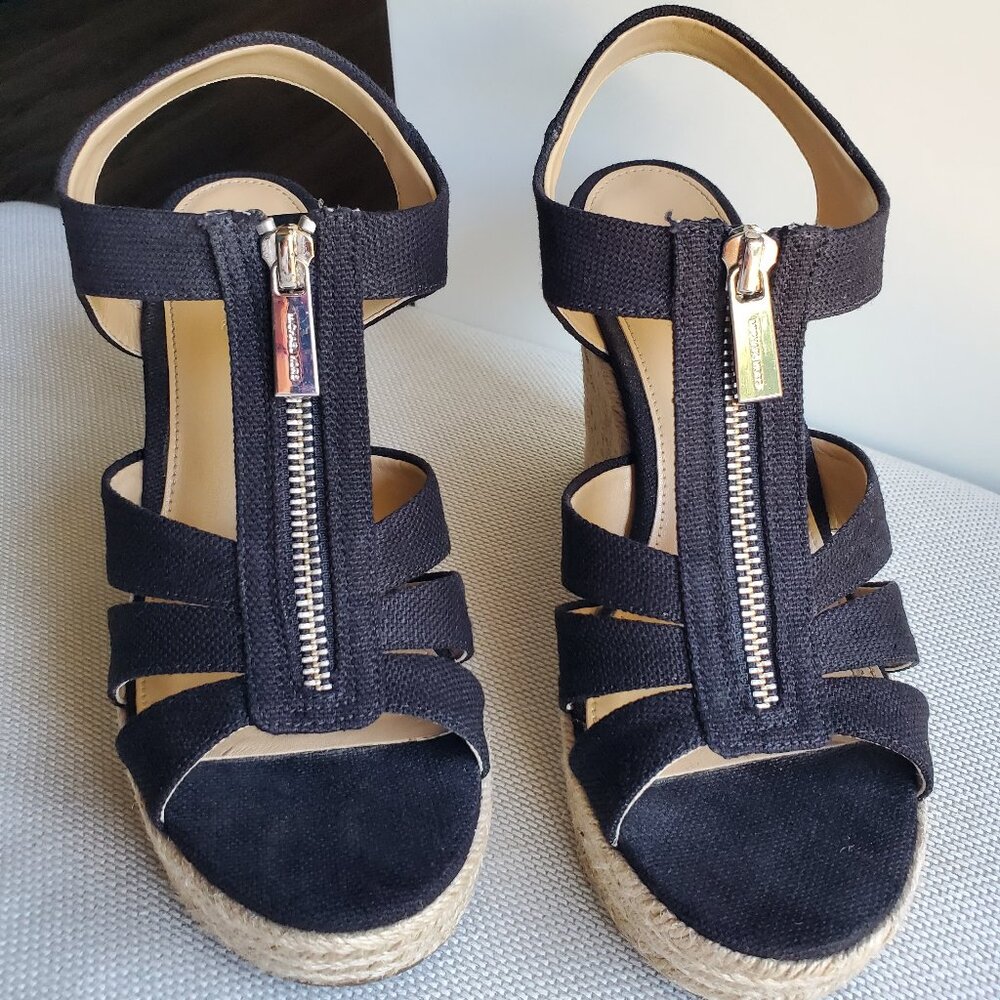 Michael Kors Berkley Wedge Black Size 6